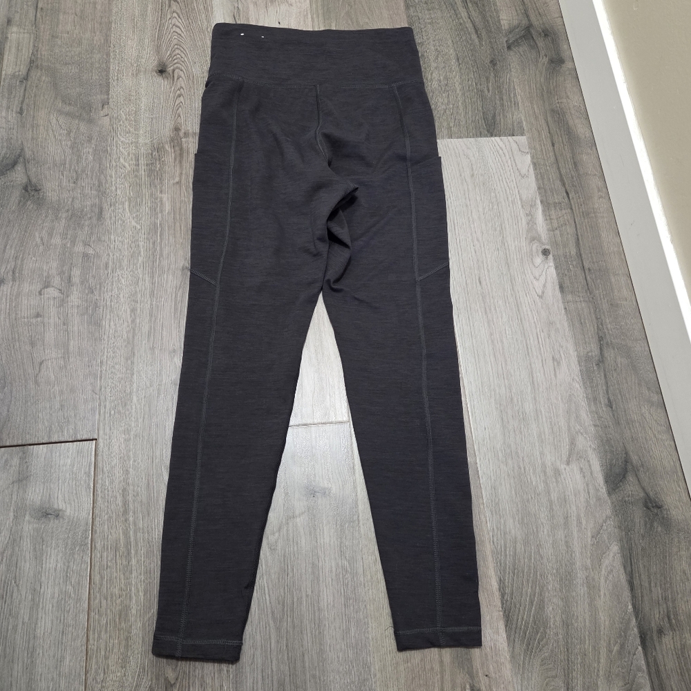 American Eagle Outfitters Gray High-Waist Leggings | Sculpting Stretch Pocket - Picture 9 of 11